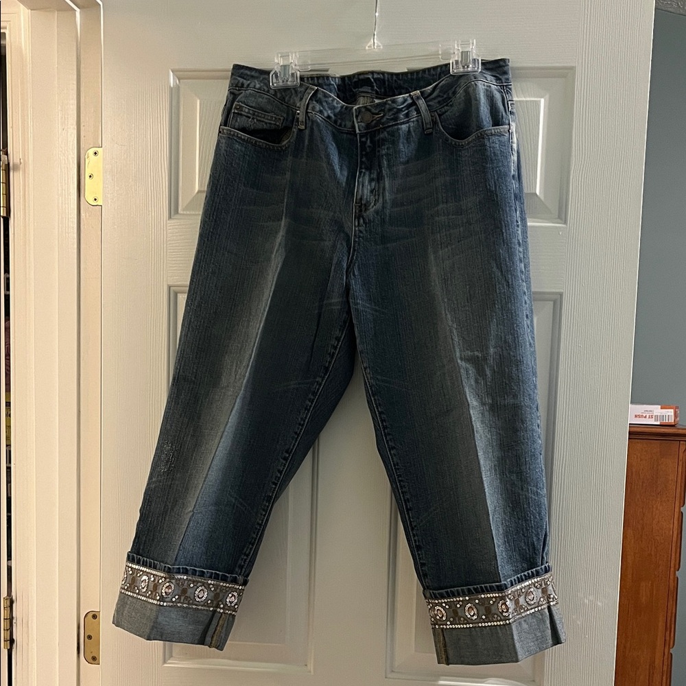Apt. 9 Embellished cropped jeans